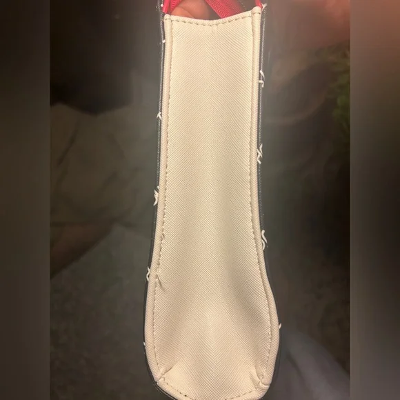 Betsey Johnson Pink&Mint Skull Clutch.NWOT - See Pics for Details- 2 Minor Flaws - Picture 12 of 13